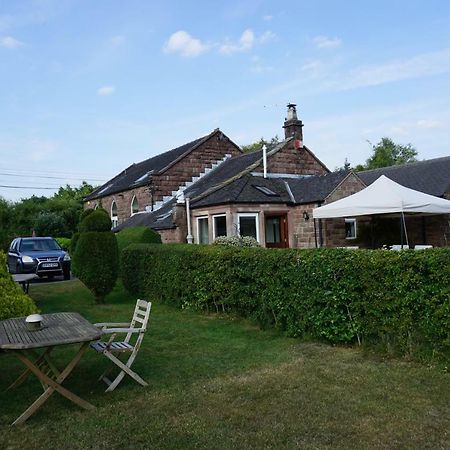 Chapel Croft Guest House Biddulph  ภายนอก รูปภาพ